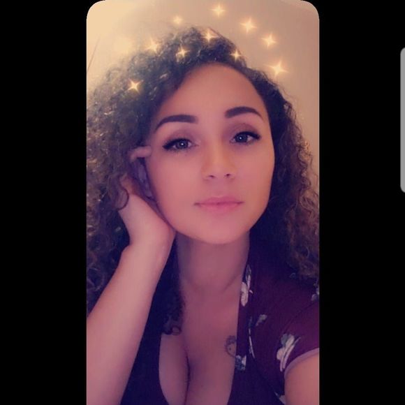 Meet your Posher, Faith - Picture 1 of 1